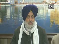 
      
      Modi government should not stand on false pride, farm laws...
      
      