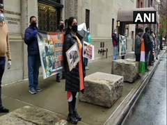 
      
      Indian Americans in New York hold protest outside Pak...
      
      