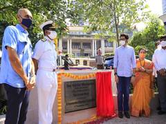 
      
      Aditya Thackeray inaugurates Sea Harrier monument at Bandra...
      
      