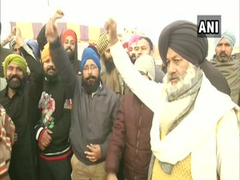
      
      Farmers to begin relay hunger strike from today, Centre...
      
      