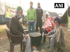 
      
      Farmers continue to protest at Burari's Nirankari Samagam...
      
      