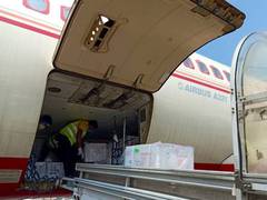 
      
      India's gift of 5 lakh doses of COVID-19 vaccines reach Sri Lanka
      
      