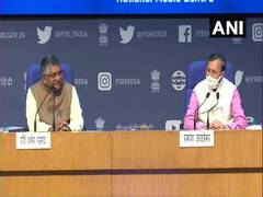
      
      Have Rahul, Sonia ever praised Sardar Vallabhbhai Patel...
      
      