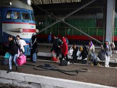 
      
      More than 2,000 Pakistanis stuck in Ukraine facing problems
      
      