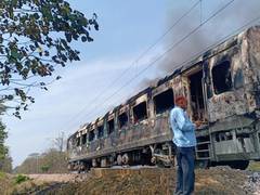 
      
      No casualties reported in Uttarakhand train compartment fire
      
      