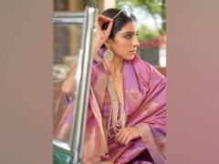
      
      Exclusiva offers affordable luxurious sarees globally
      
      