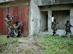 
      
         Indian Army and Maharashtra Police conducted joint...
      
      