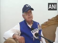 
      
      Farooq Abdullah urges Centre to initiate dialogue with Taliban
      
      