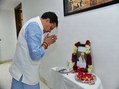 
      
      Uttarakhand CM pays tribute to ND Tiwari on his 96th birth,...
      
      