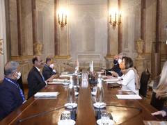 
      
      Om Birla meets Italian Senate President on sidelines of G20...
      
      