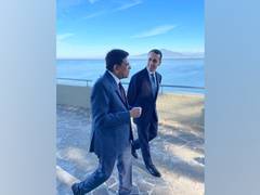 
      
      Piyush Goyal meets Italian Foreign Minister ahead of G20...
      
      