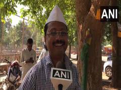 
      
      This Gwalior chaat seller has uncanny resemblance to CM Kejriwal
      
      