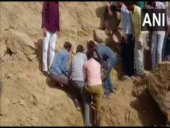 
      
      7 rescued after mud mound collapses in Kanpur
      
      