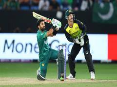 
      
      T20 WC, 2nd SF: Rizwan, Fakhar Zaman propel Pakistan to 176/4...
      
      