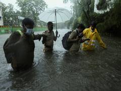 
      
      Climate change increases extreme rainfall, chance of floods:...
      
      