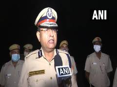 
      
      Delhi Police Commissioner extends Diwali greetings,...
      
      