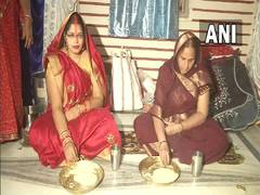 
      
      Ranchi: Kharna celebrated on second day of Chhath Puja
      
      
