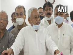 
      
      JD(U) to celebrate 15 years of Nitish Kumar govt in Bihar tomorrow
      
      