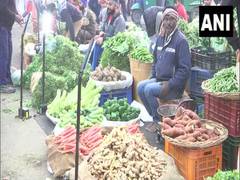 
      
      Crop failure, rise in fuel costs push up vegetable prices in Delhi
      
      