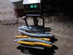 
      
      BSF seizes 8 packets of suspected heroin near India-Pak...
      
      