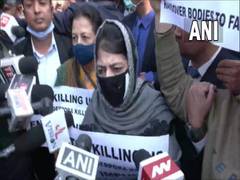 
      
      J-K: Mehbooba Mufti, PDP leaders hold protest in Jammu...
      
      