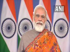 
      
      PM Modi wishes Prahlad Joshi on his birthday
      
      