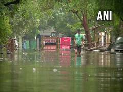 
      
      Tamil Nadu rains: Several areas submerge in floodwater in Chennai
      
      