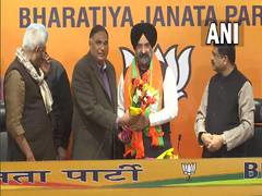 
      
      Former SAD leader Manjinder Singh Sirsa joins BJP
      
      