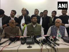 
      
      Farmers should open borders as Centre repealed farm laws,...
      
      