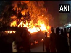 
      
      Fire breaks out at marriage hall in Maharashtra's Bhiwandi
      
      