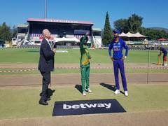 
      
      SA vs Ind, 1st ODI: Visitors to bowl first, Venkatesh Iyer...
      
      