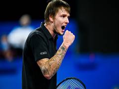 
      
      Monte-Carlo Masters: Bublik downs returning Wawrinka
      
      