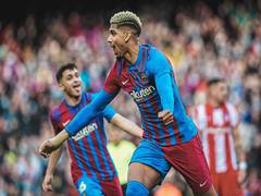 
      
      Ronald Araujo renews Barcelona contract until 2026
      
      