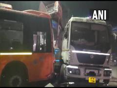 
      
      Bus mows down bystanders in Kanpur, five dead
      
      