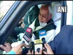 
      
      Nitish Kumar meets Prashant Kishor, says no special meaning...
      
      