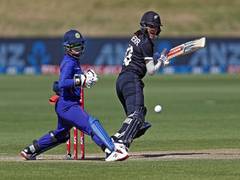 
      
      NZ vs Ind: Amelia Kerr, Maddy Green star as hosts take 2-0...
      
      