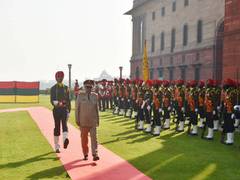 
      
      Commander of Royal Saudi Armed Forces receives Guard of Honour
      
      