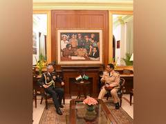 
      
      Royal Saudi Armed Forces commander calls on Army Chief...
      
      