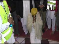 
      
      Punjab CM Channi offers prayers at Ravidas Temple in Varanasi
      
      