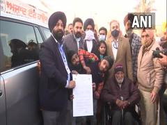 
      
      Punjab Polls: Conjoined twins cast their votes in Amritsar
      
      