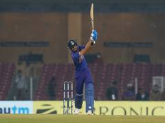 
      
      Ind vs SL: Was just looking to watch ball closely and playing...
      
      