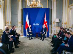 
      
      UK, Poland agree on providing defensive aid to Ukraine
      
      