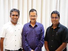 
      
      Kejriwal meets newly-elected AAP MLAs from Goa, says they...
      
      