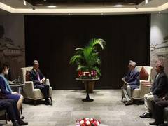 
      
      Chinese FM Wangi Yi meets former Prime Minister KP Sharma Oli
      
      