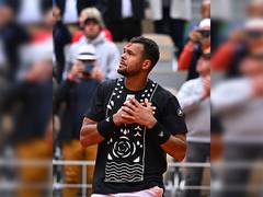 
      
      Jo-Wilfried Tsonga bids tearful farewell to tennis
      
      