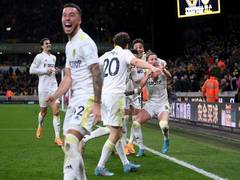 
      
      Premier League: Ayling late winner lifts Leeds United over Wolves
      
      