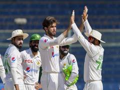
      
      Pak vs Aus, 3rd Test: Shaheen, Naseem fiery spells give hosts...
      
      