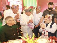 
      
      Amit Shah hosts dinner for Padma awardees, lauds their...
      
      