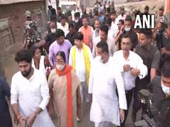 
      
      Birbhum violence: BJP delegation visits Bogtui village
      
      