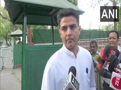 
      
      Sachin Pilot holds meeting with Sonia Gandhi
      
      